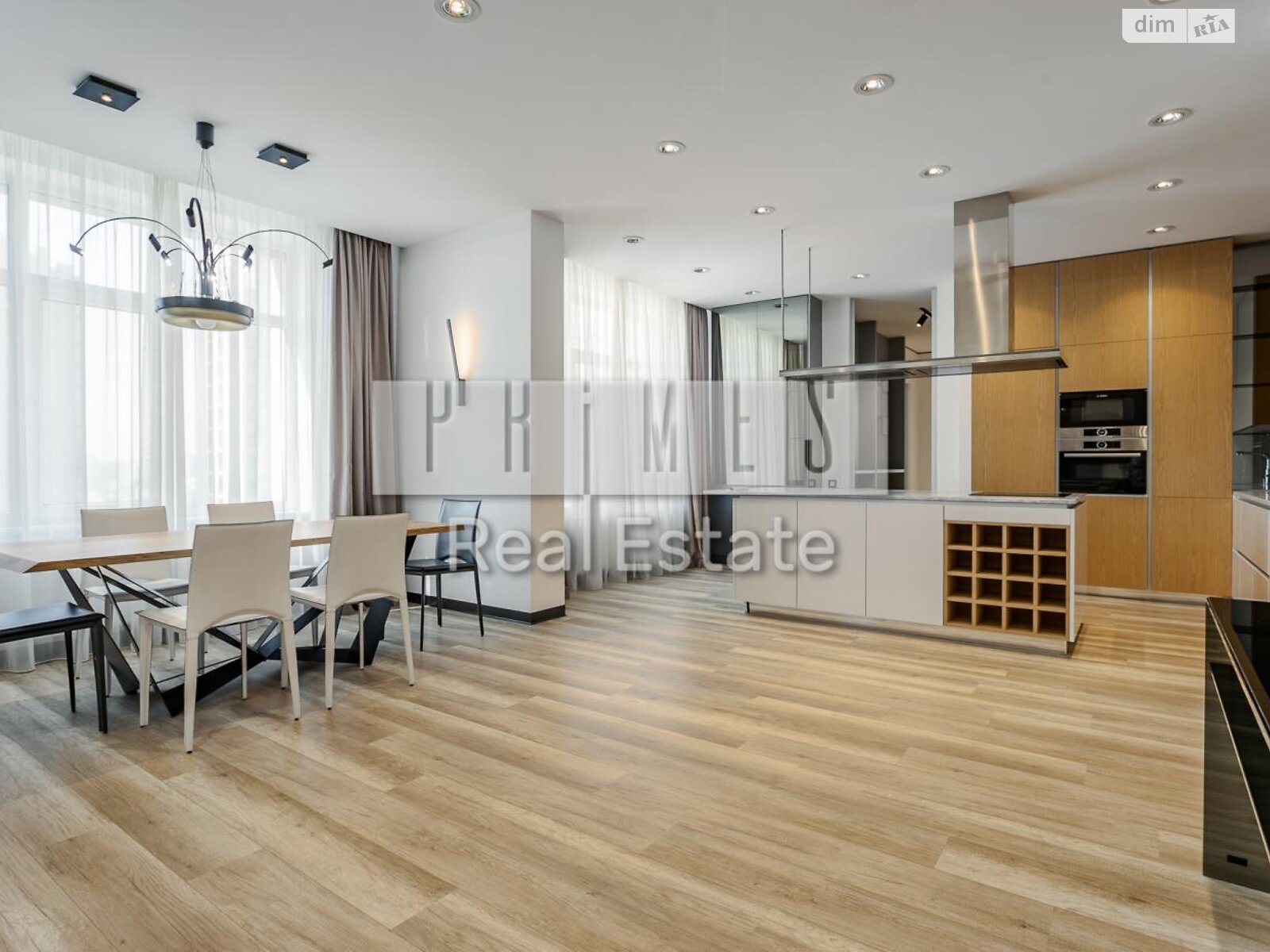 Продаж трикімнатної квартири в Києві, на вул. Андрія Верхогляда 17, район Чорна Гора фото 1