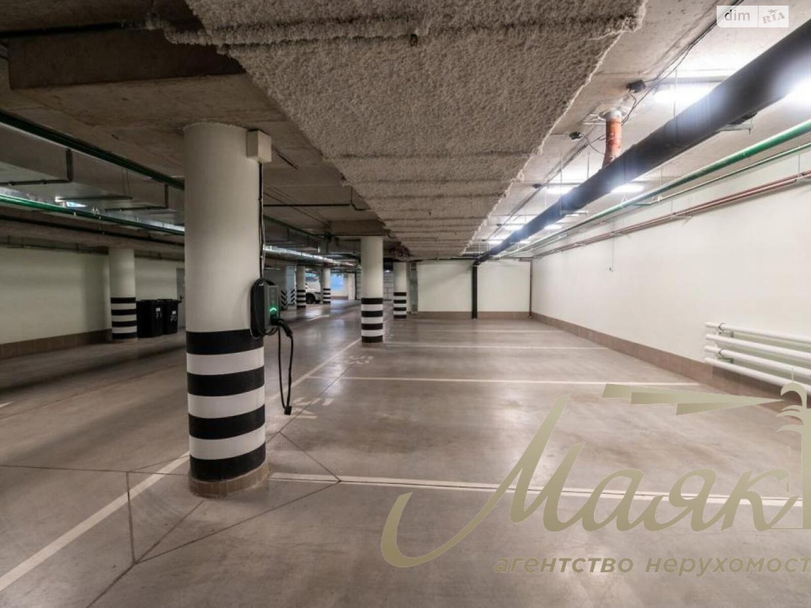 Продажа четырехкомнатной квартиры в Киеве, на ул. Андрея Верхогляда 17Б, район Черная Гора фото 1