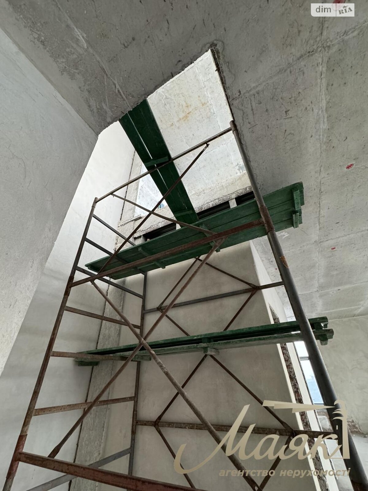 Продажа пятикомнатной квартиры в Киеве, на ул. Андрея Верхогляда 17Б, район Черная Гора фото 1