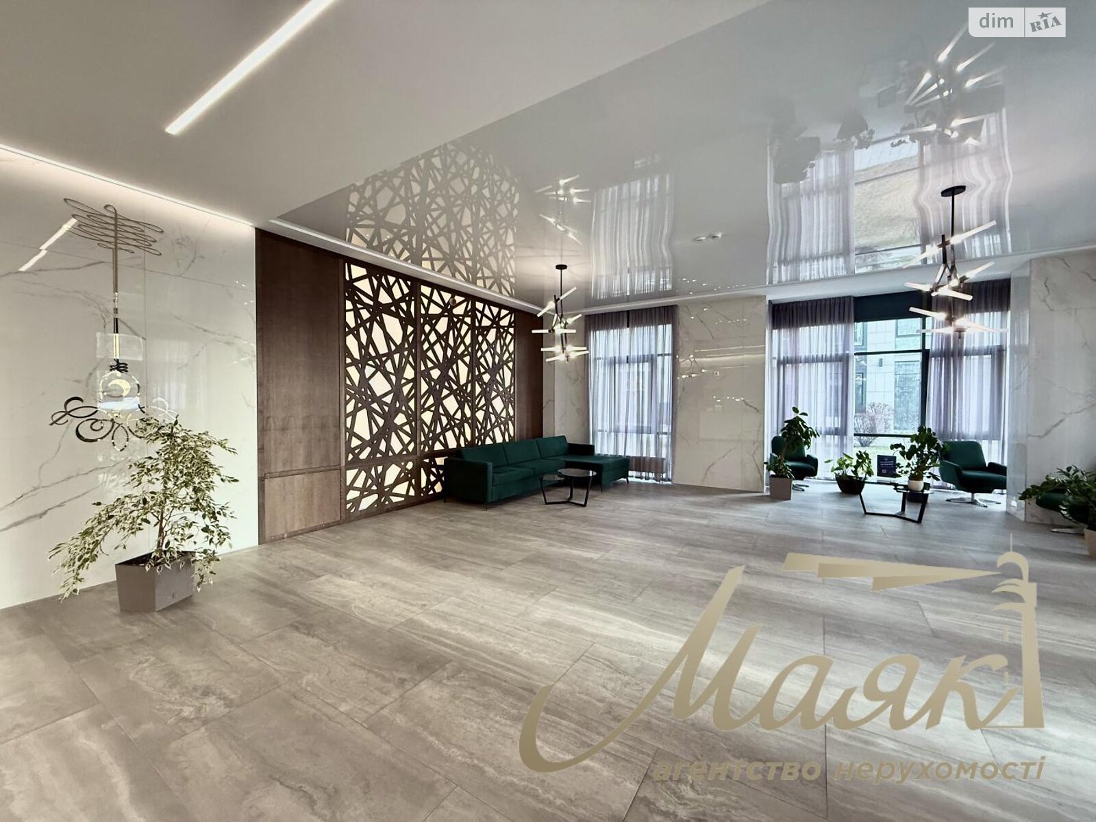 Продажа пятикомнатной квартиры в Киеве, на ул. Андрея Верхогляда 17Б, район Черная Гора фото 1