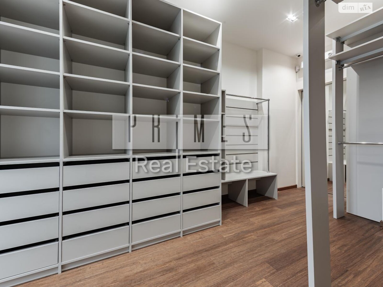 Продажа трехкомнатной квартиры в Киеве, на ул. Андрея Верхогляда 20, район Черная Гора фото 1