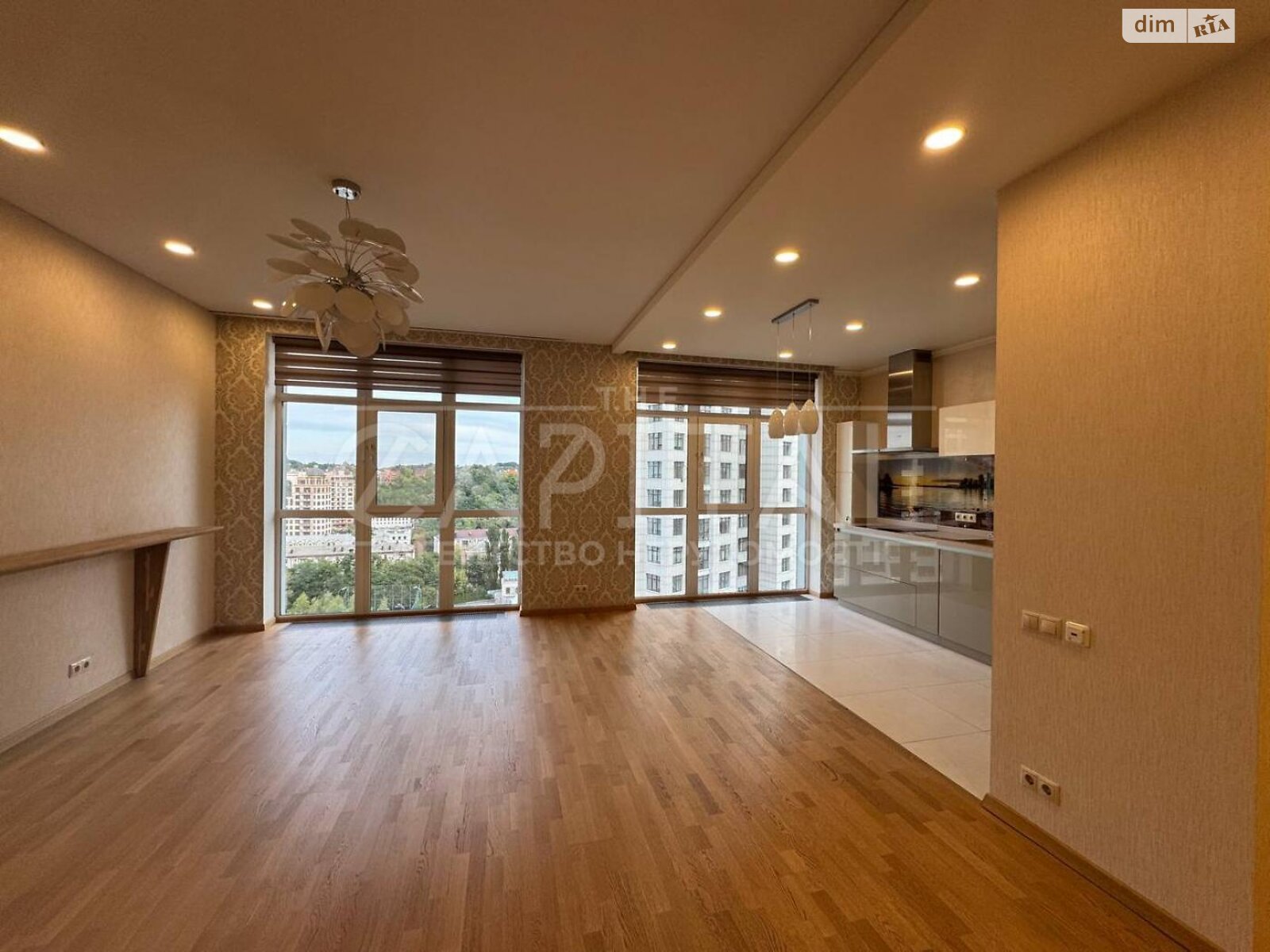 Продажа четырехкомнатной квартиры в Киеве, на ул. Андрея Верхогляда 16, район Черная Гора фото 1 Продажа четырехкомнатной квартиры в Киеве, на ул. Андрея Верхогляда 16, район Черная Гора фото 1