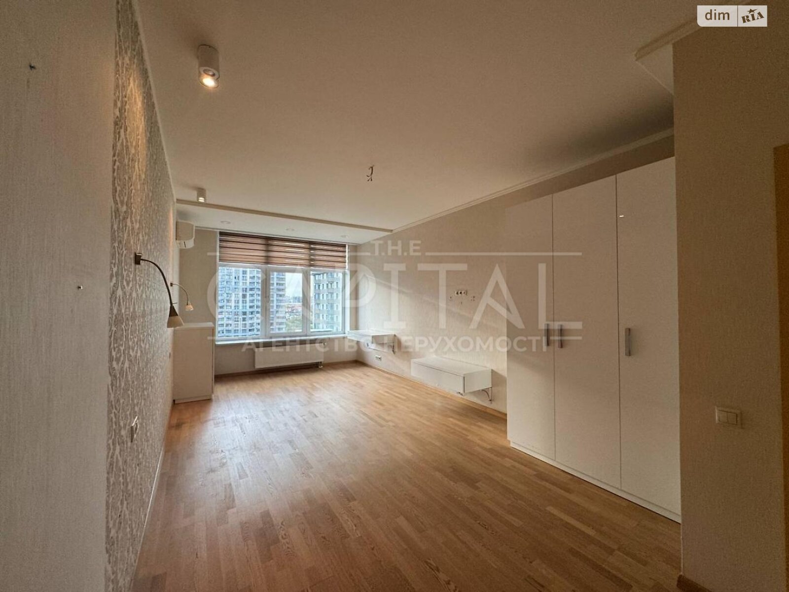 Продажа четырехкомнатной квартиры в Киеве, на ул. Андрея Верхогляда 16, район Черная Гора фото 1 Продажа четырехкомнатной квартиры в Киеве, на ул. Андрея Верхогляда 16, район Черная Гора фото 1