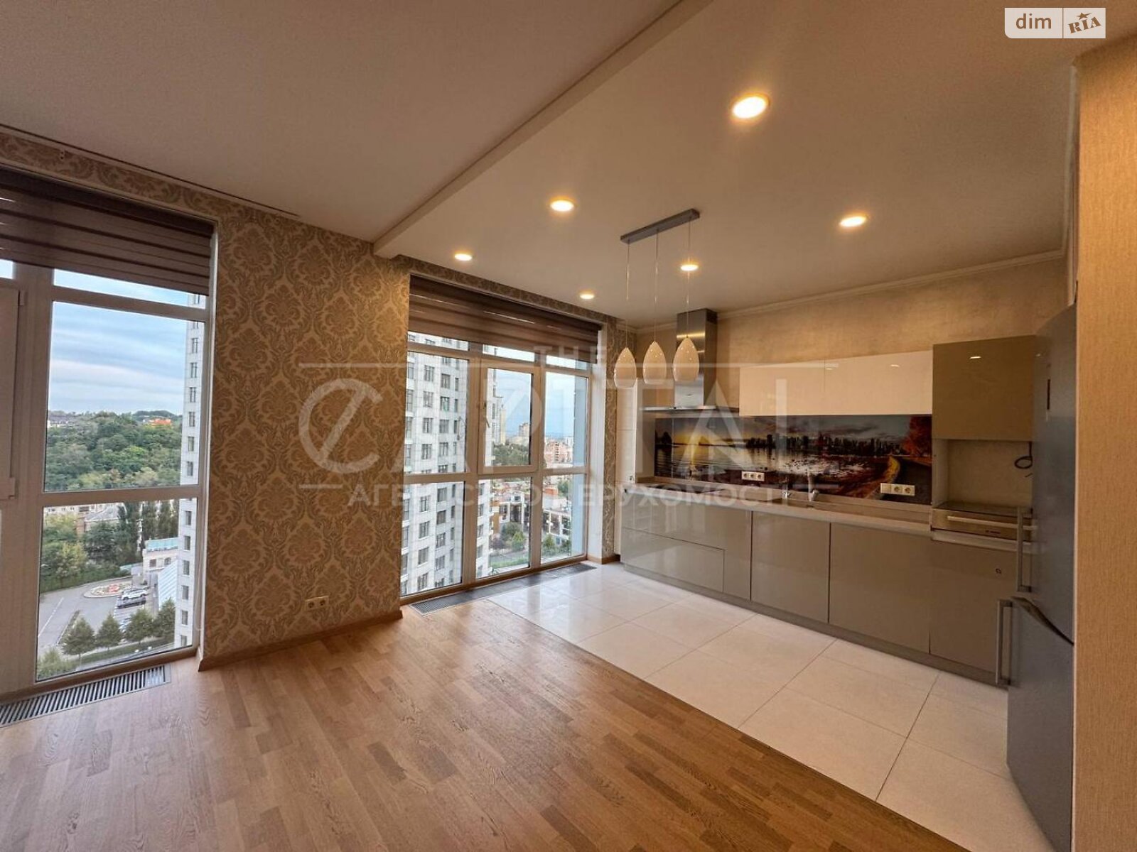 Продажа четырехкомнатной квартиры в Киеве, на ул. Андрея Верхогляда 16, район Черная Гора фото 1 Продажа четырехкомнатной квартиры в Киеве, на ул. Андрея Верхогляда 16, район Черная Гора фото 1