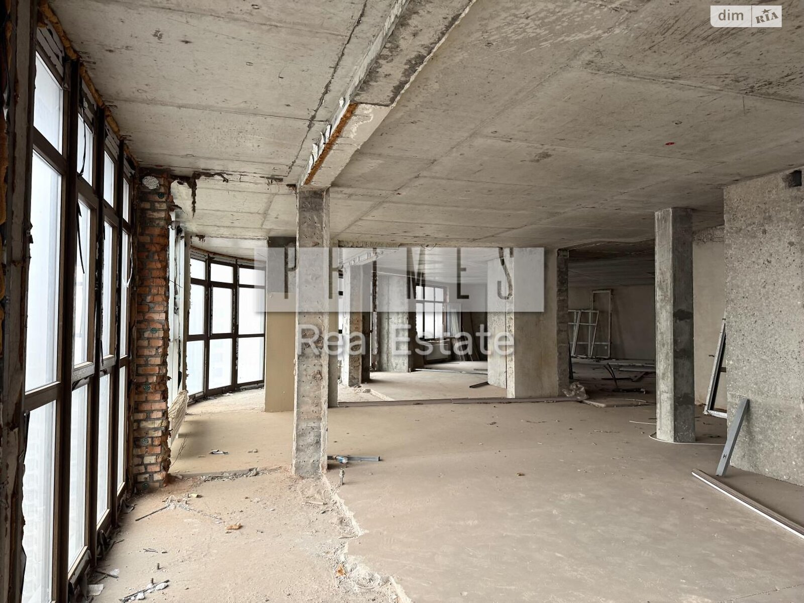 Продажа трехкомнатной квартиры в Киеве, на ул. Андрея Верхогляда 16, район Черная Гора фото 1 Продажа трехкомнатной квартиры в Киеве, на ул. Андрея Верхогляда 16, район Черная Гора фото 1