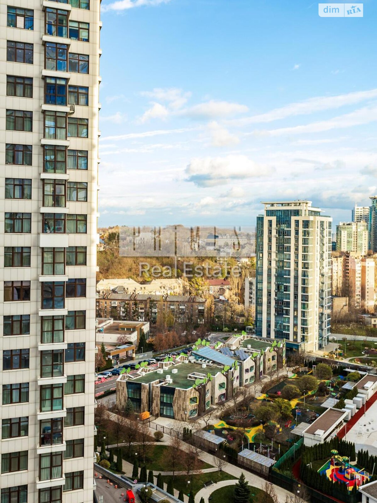 Продажа трехкомнатной квартиры в Киеве, на ул. Андрея Верхогляда 15, район Черная Гора фото 1 Продажа трехкомнатной квартиры в Киеве, на ул. Андрея Верхогляда 15, район Черная Гора фото 1