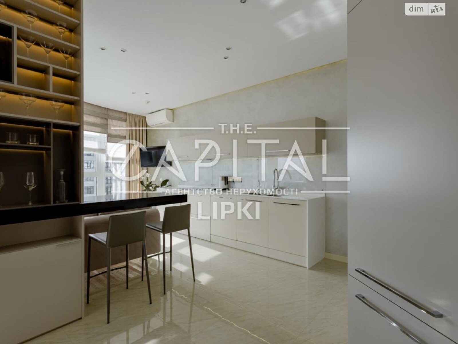 Продажа четырехкомнатной квартиры в Киеве, на ул. Андрея Верхогляда 20, район Черная Гора фото 1