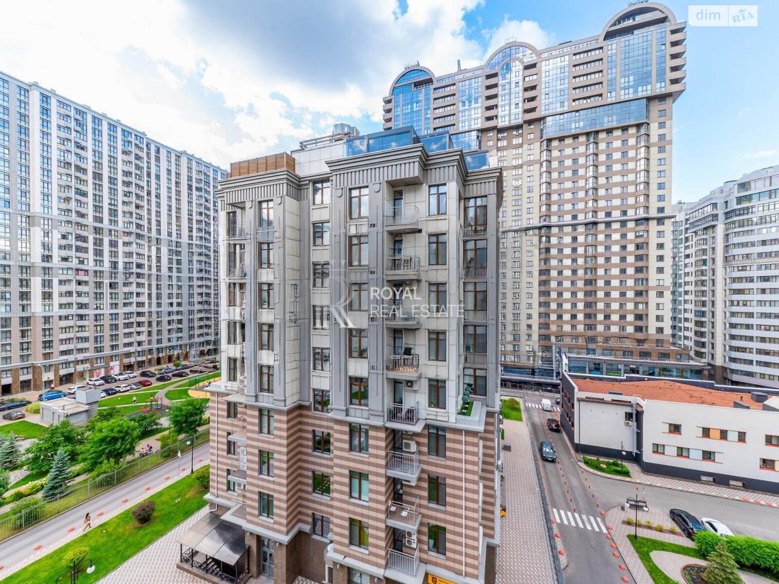 Продажа трехкомнатной квартиры в Киеве, на ул. Андрея Верхогляда 18А, район Черная Гора фото 1