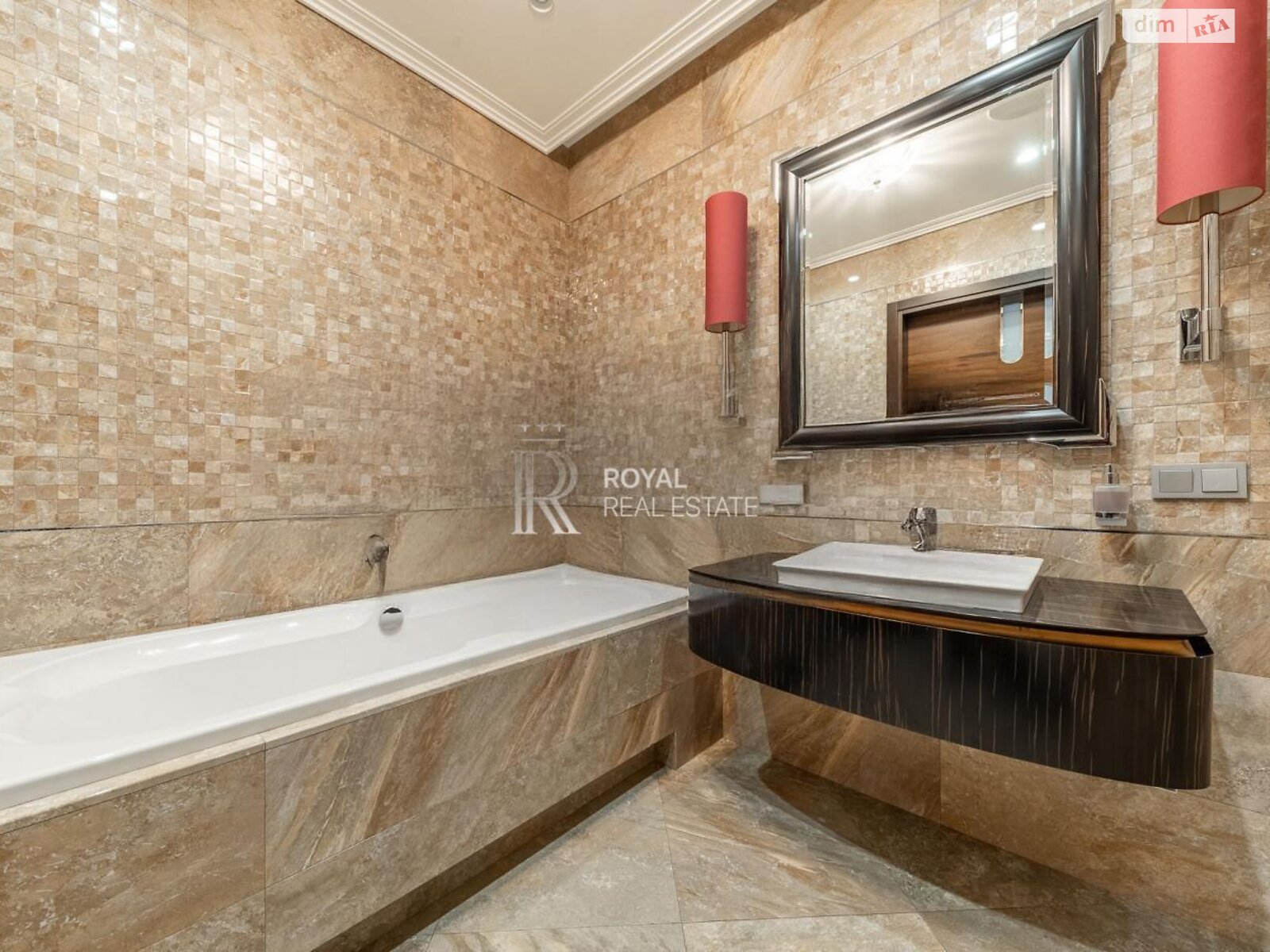 Продажа трехкомнатной квартиры в Киеве, на ул. Андрея Верхогляда 18А, район Черная Гора фото 1