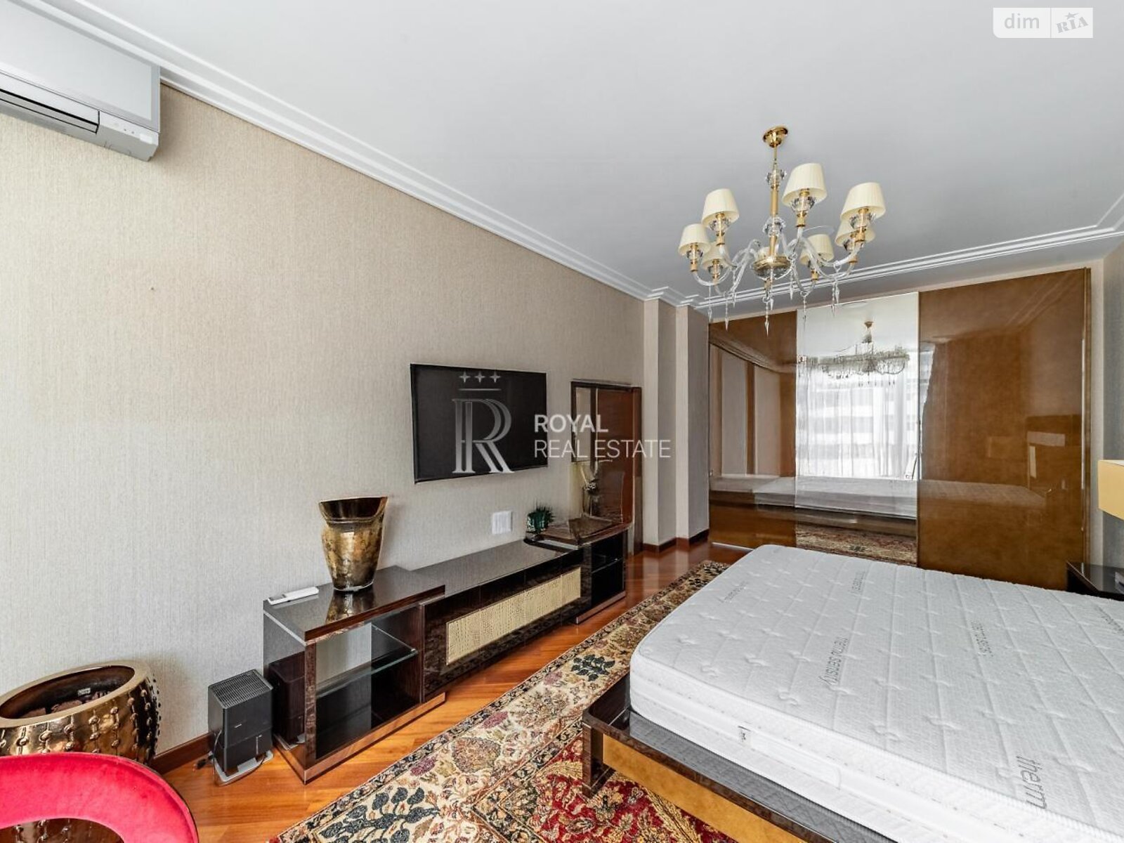 Продажа трехкомнатной квартиры в Киеве, на ул. Андрея Верхогляда 18А, район Черная Гора фото 1