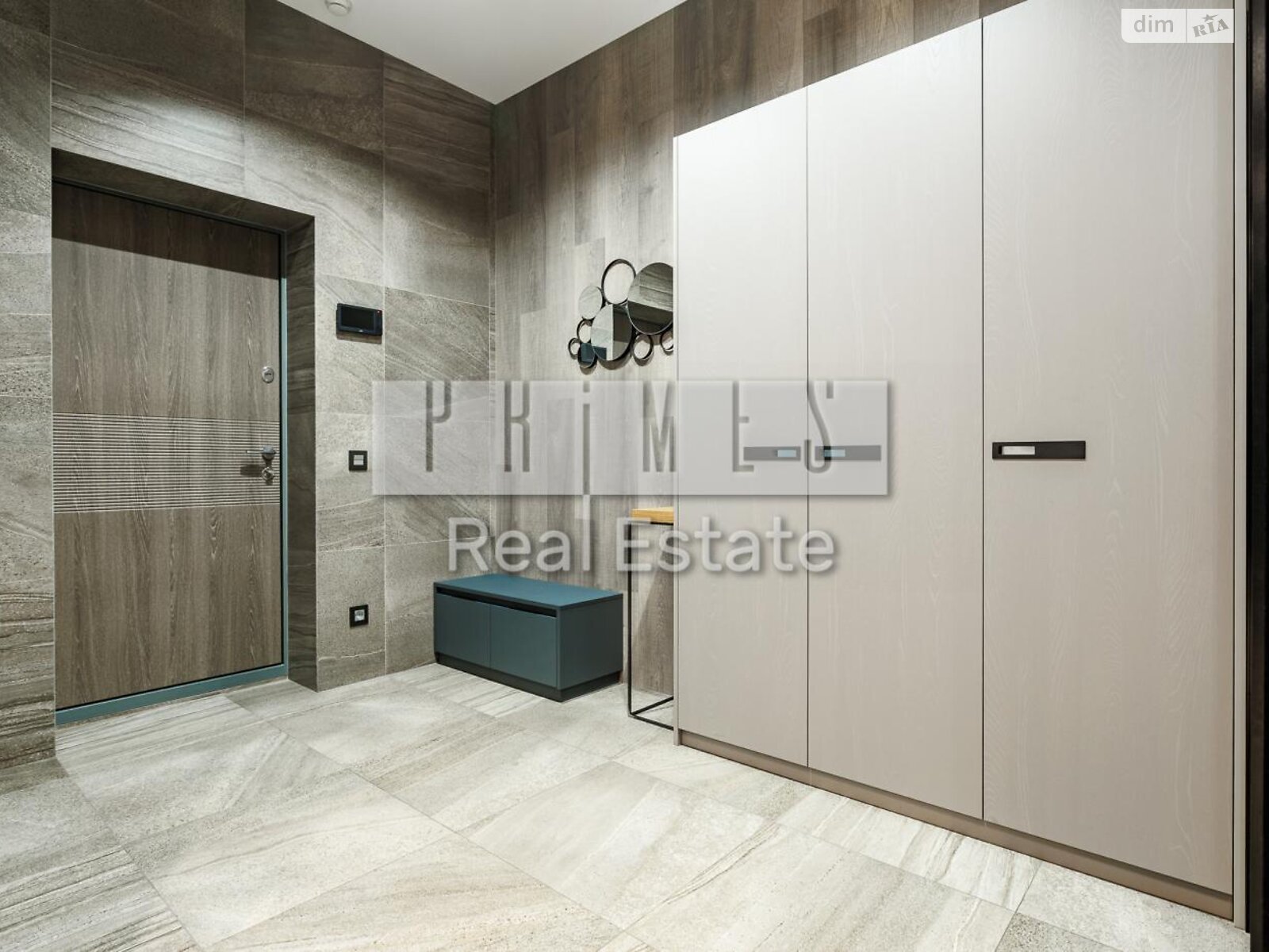 Продажа трехкомнатной квартиры в Киеве, на ул. Андрея Верхогляда, район Черная Гора фото 1