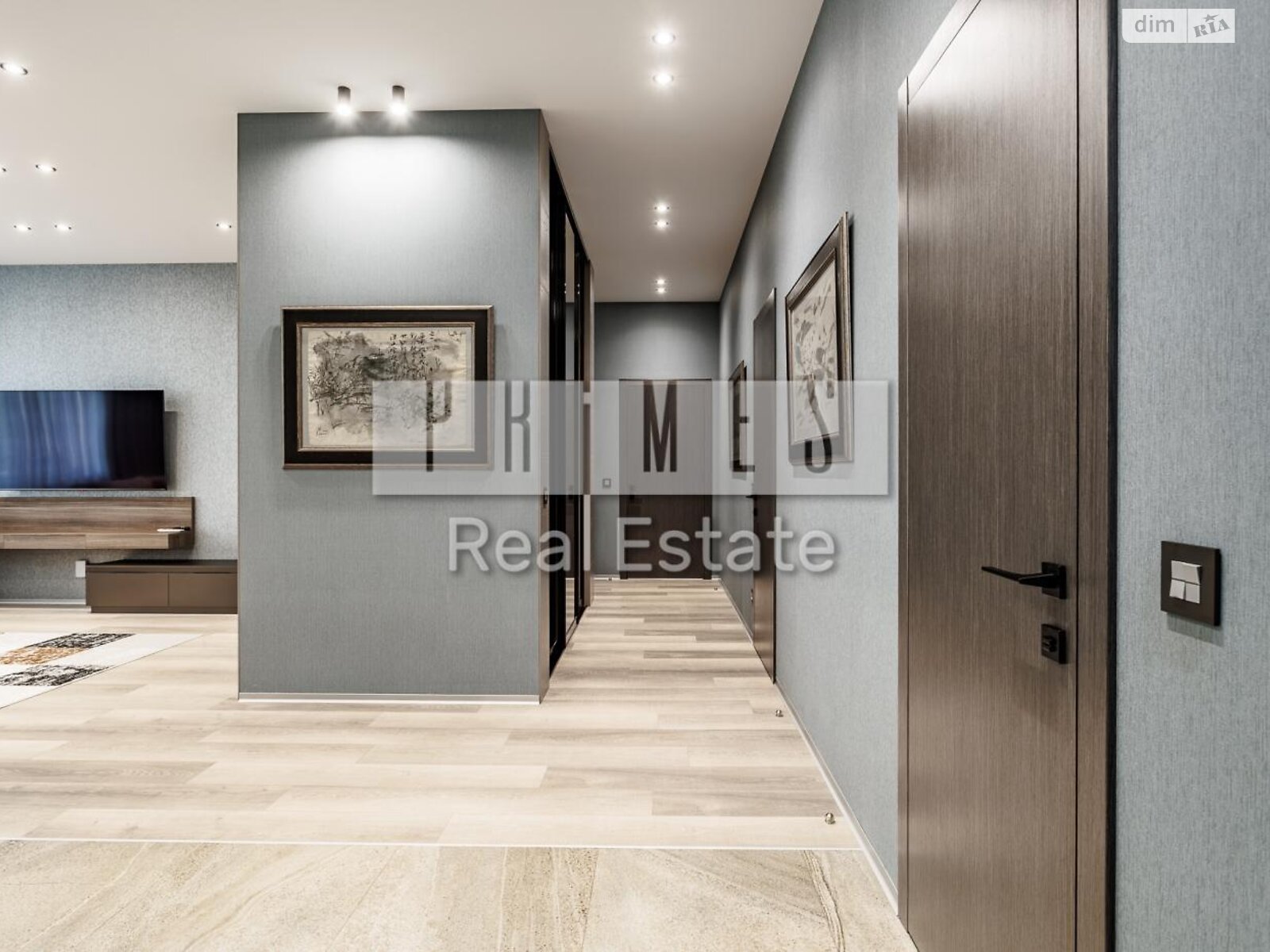 Продажа трехкомнатной квартиры в Киеве, на ул. Андрея Верхогляда, район Черная Гора фото 1