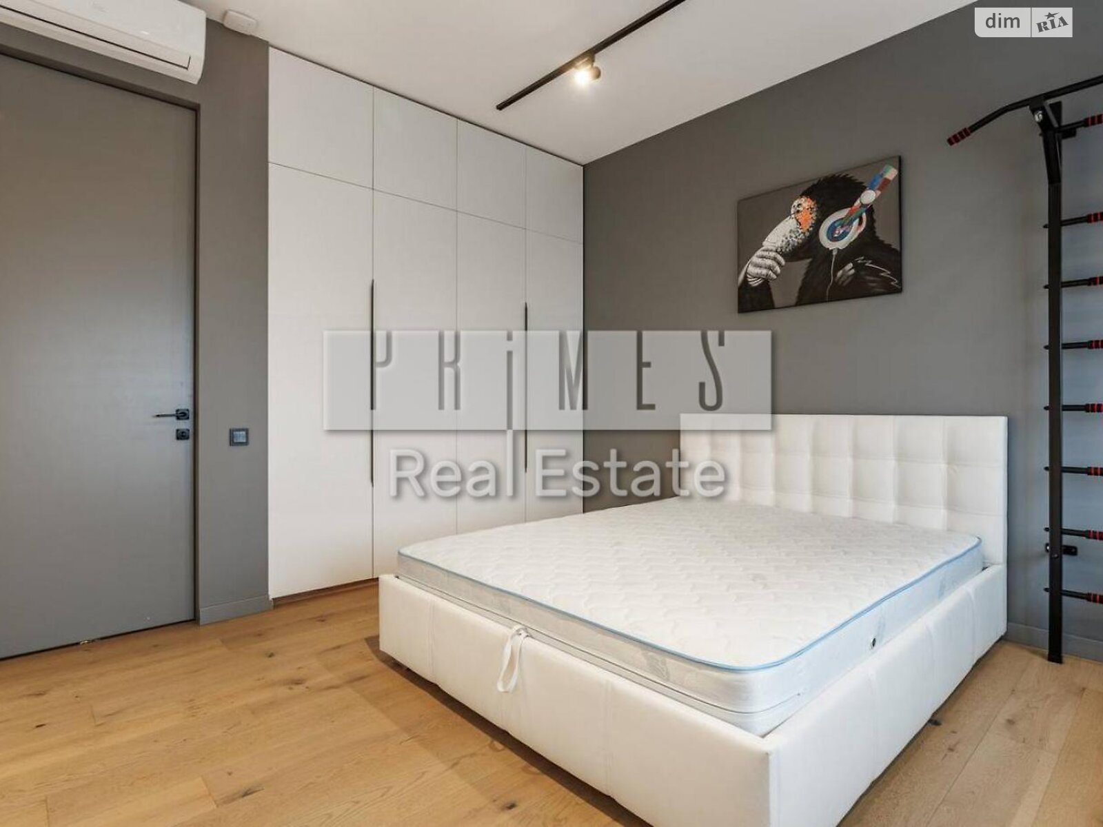 Продажа трехкомнатной квартиры в Киеве, на ул. Андрея Верхогляда 17, район Черная Гора фото 1