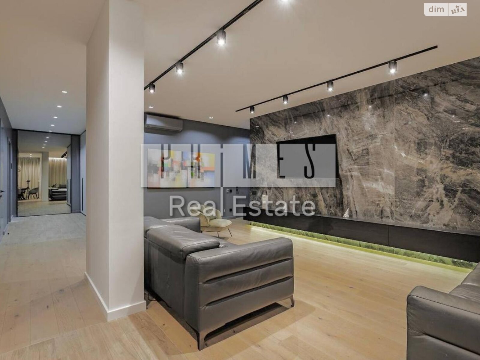 Продажа трехкомнатной квартиры в Киеве, на ул. Андрея Верхогляда 17, район Черная Гора фото 1