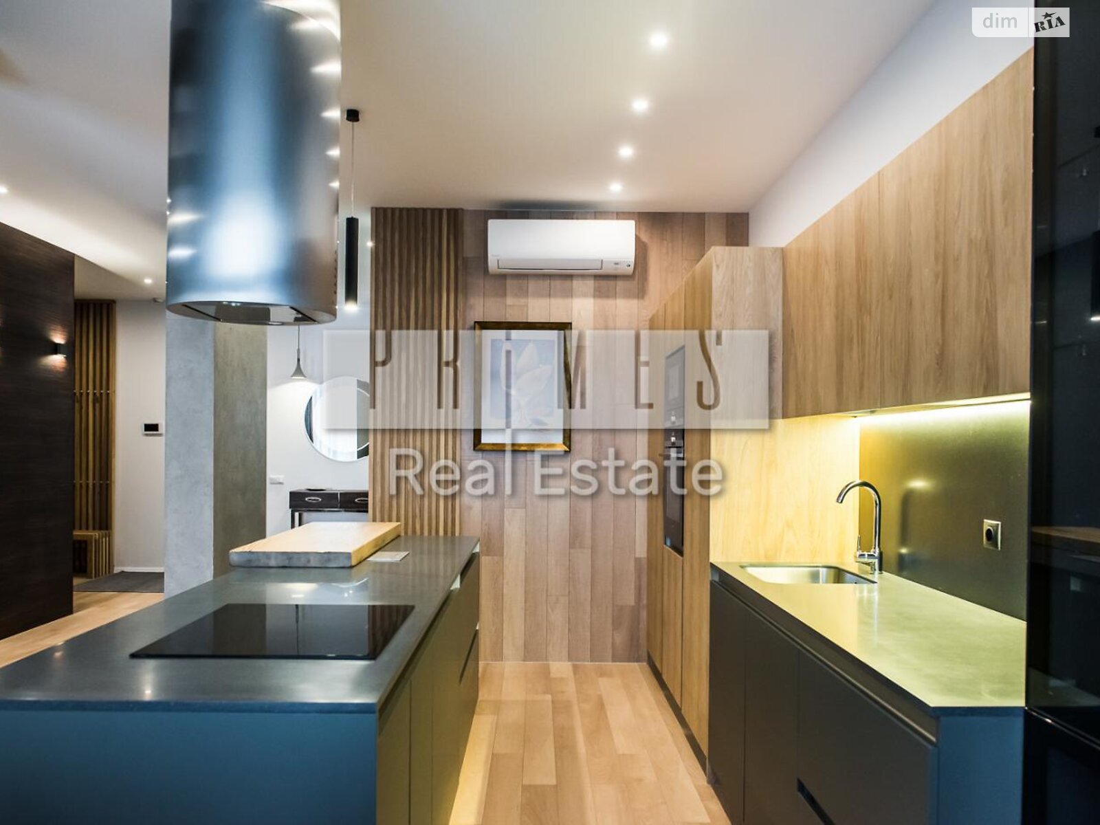 Продажа пятикомнатной квартиры в Киеве, на ул. Андрея Верхогляда, район Черная Гора фото 1