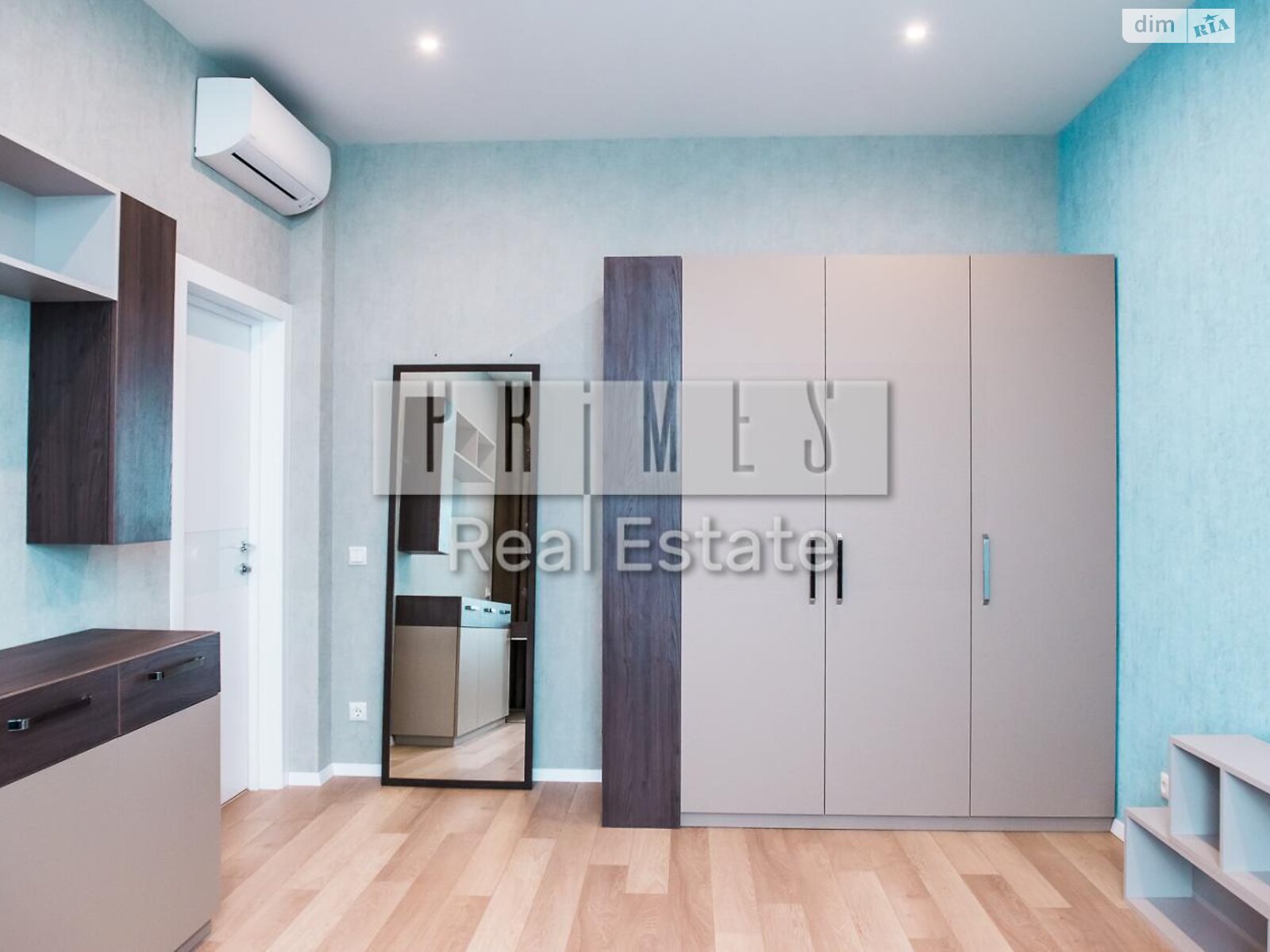 Продажа пятикомнатной квартиры в Киеве, на ул. Андрея Верхогляда, район Черная Гора фото 1