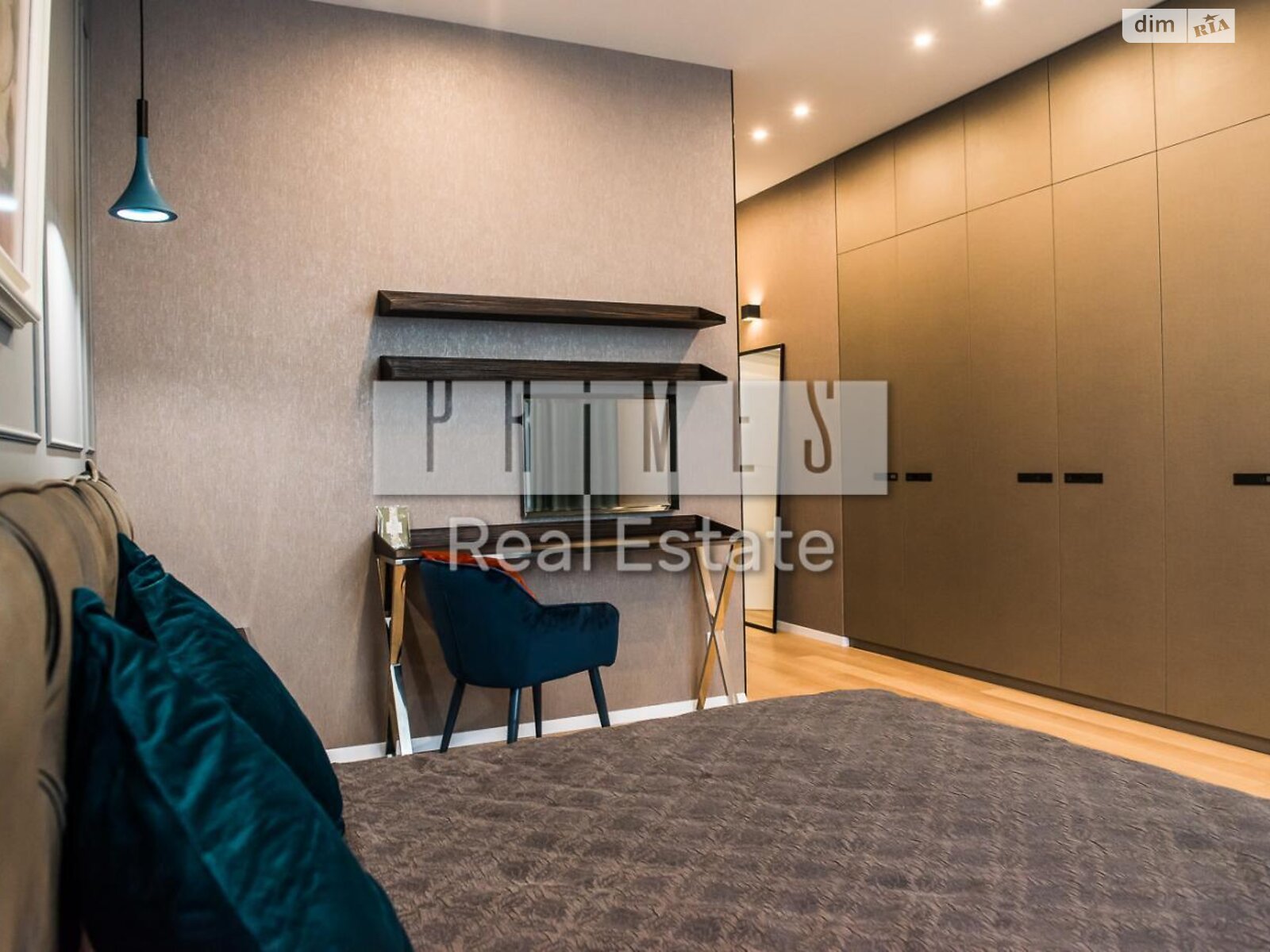 Продажа пятикомнатной квартиры в Киеве, на ул. Андрея Верхогляда, район Черная Гора фото 1