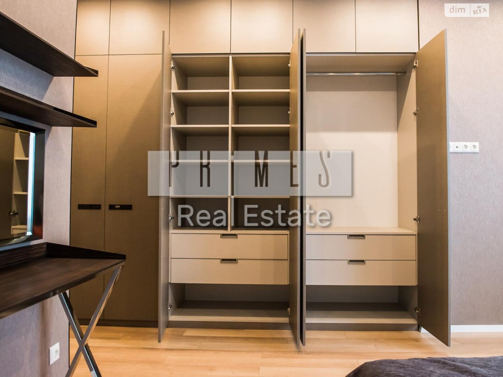 Продажа пятикомнатной квартиры в Киеве, на ул. Андрея Верхогляда, район Черная Гора фото 1