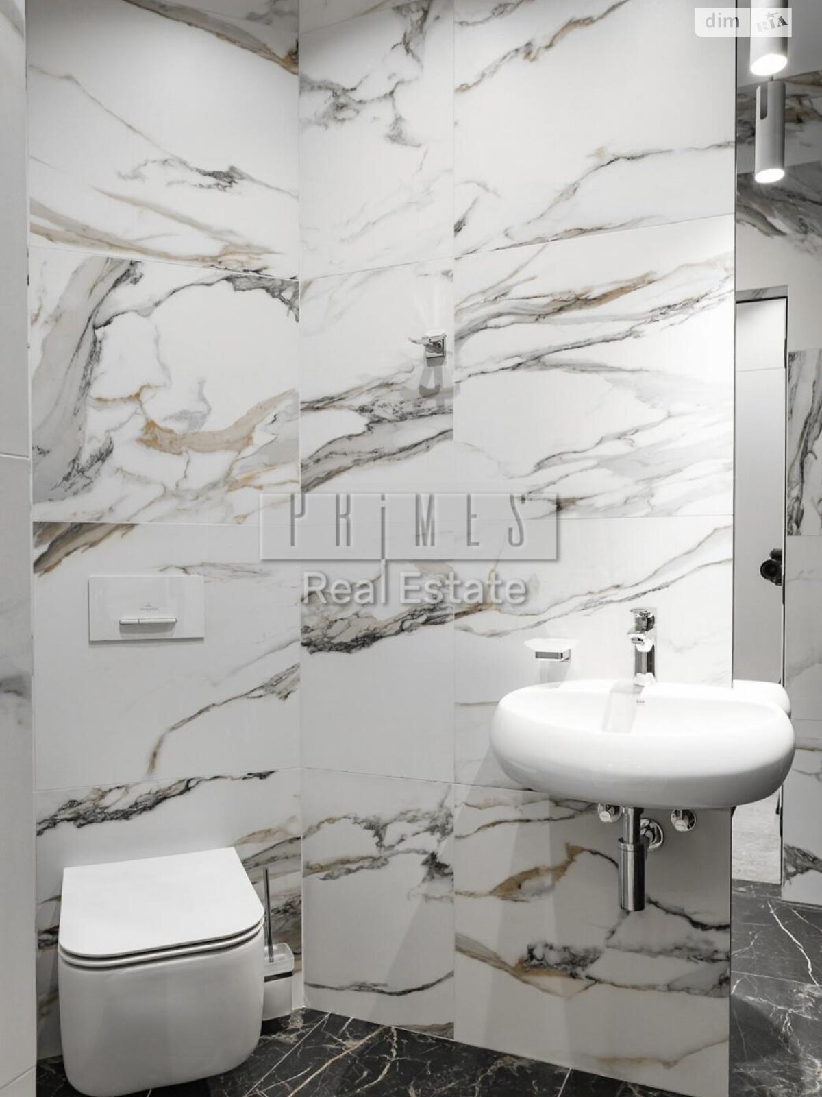 Продажа четырехкомнатной квартиры в Киеве, на ул. Андрея Верхогляда, район Черная Гора фото 1