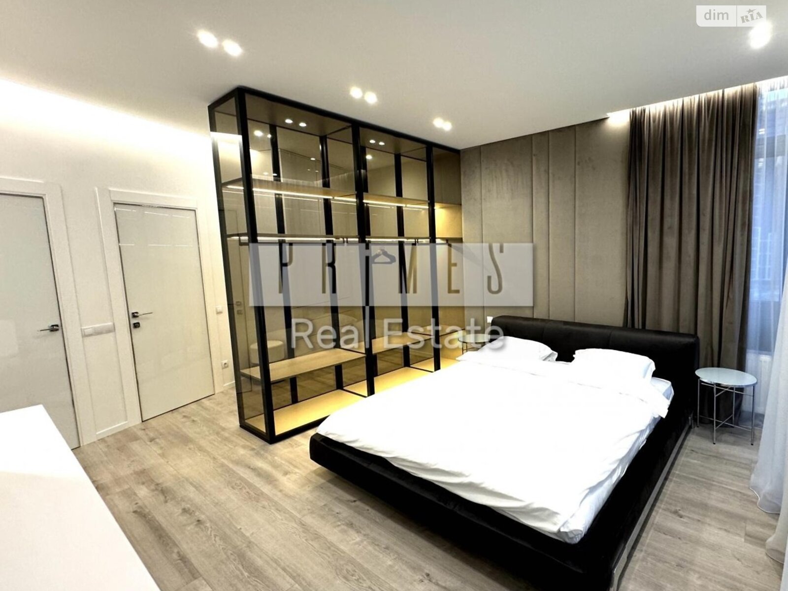 Продажа трехкомнатной квартиры в Киеве, на ул. Андрея Верхогляда 17Б, район Черная Гора фото 1