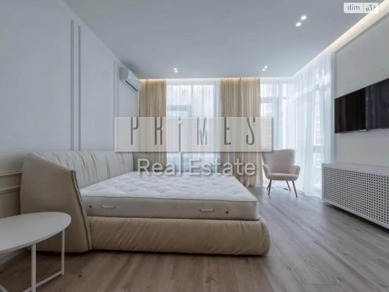 Продажа трехкомнатной квартиры в Киеве, на ул. Андрея Верхогляда 17Б, район Черная Гора фото 1