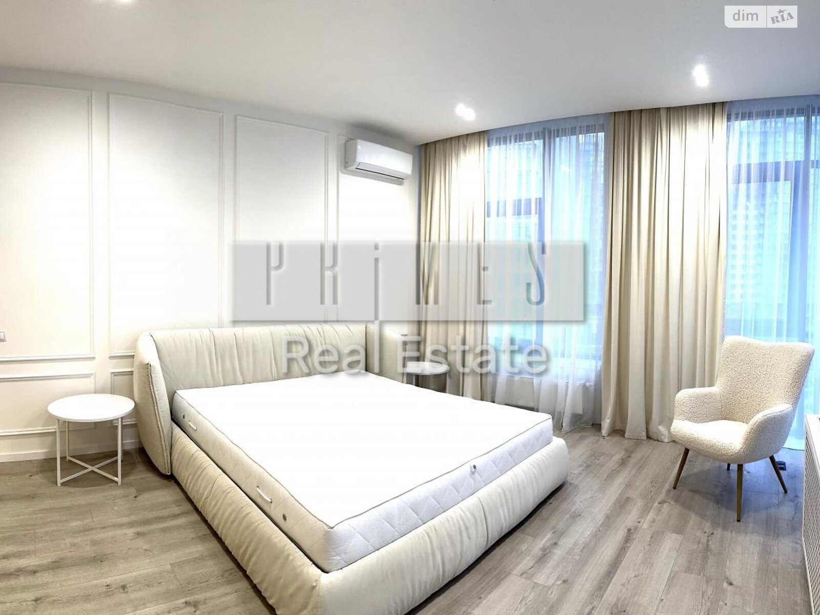 Продажа трехкомнатной квартиры в Киеве, на ул. Андрея Верхогляда 17Б, район Черная Гора фото 1