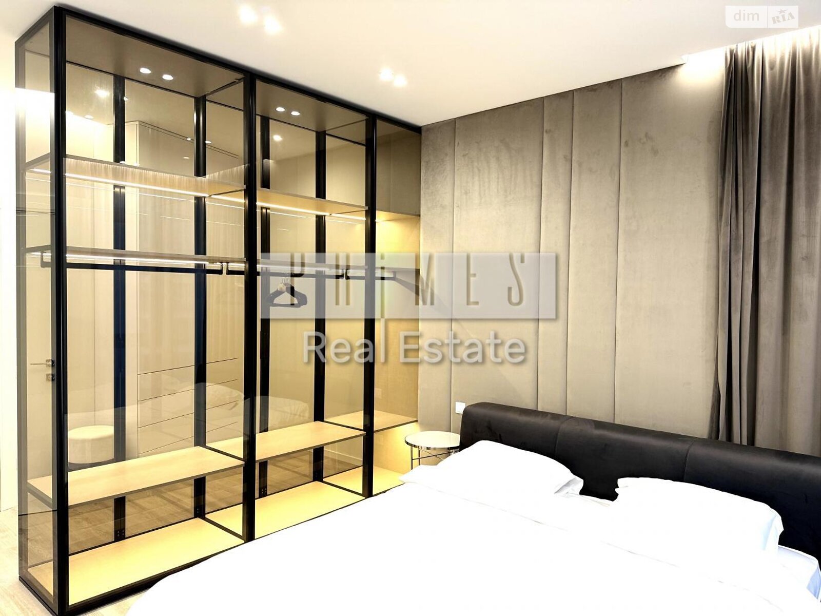 Продажа трехкомнатной квартиры в Киеве, на ул. Андрея Верхогляда 17Б, район Черная Гора фото 1