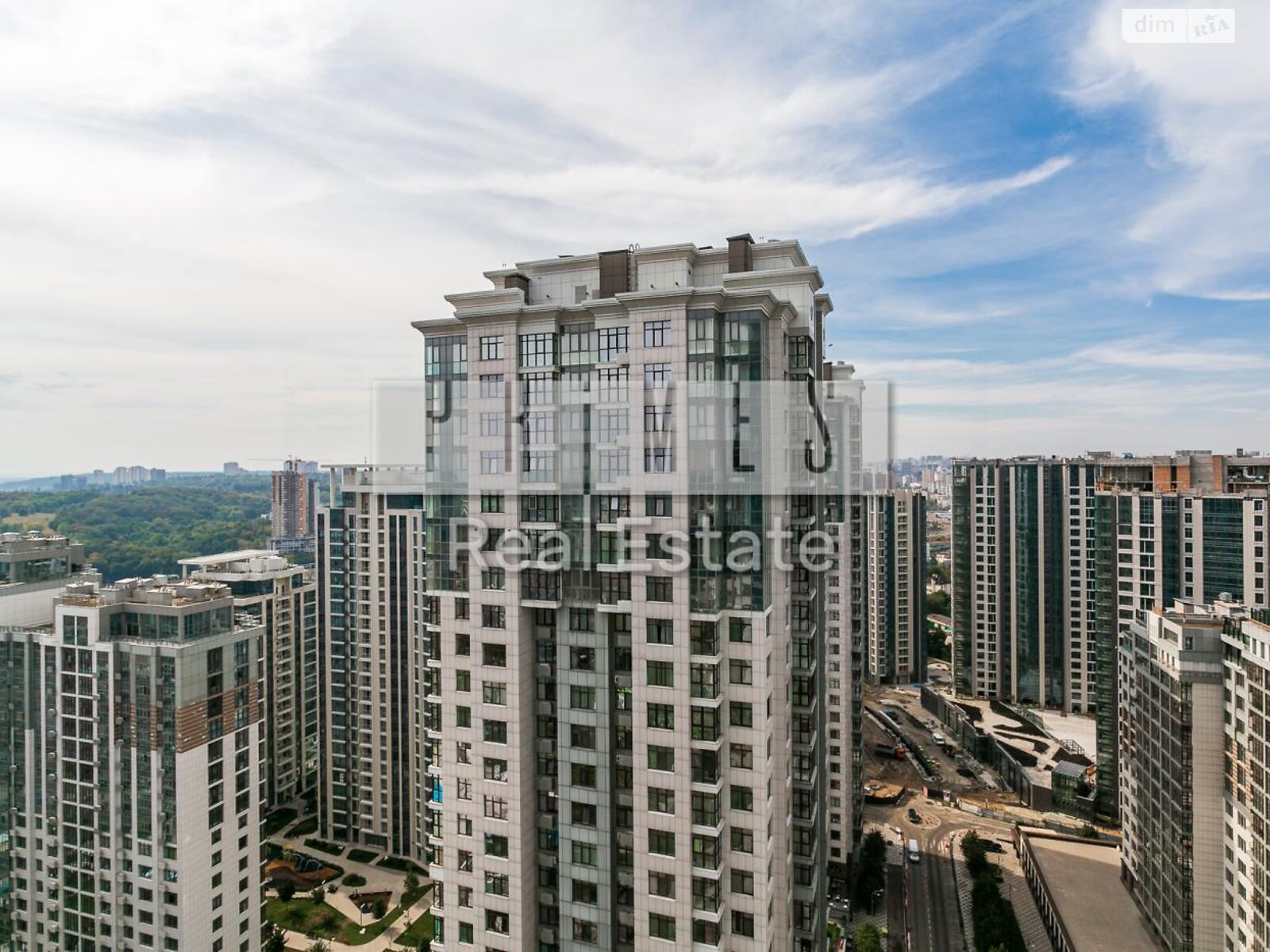 Продажа трехкомнатной квартиры в Киеве, на ул. Андрея Верхогляда, район Черная Гора фото 1