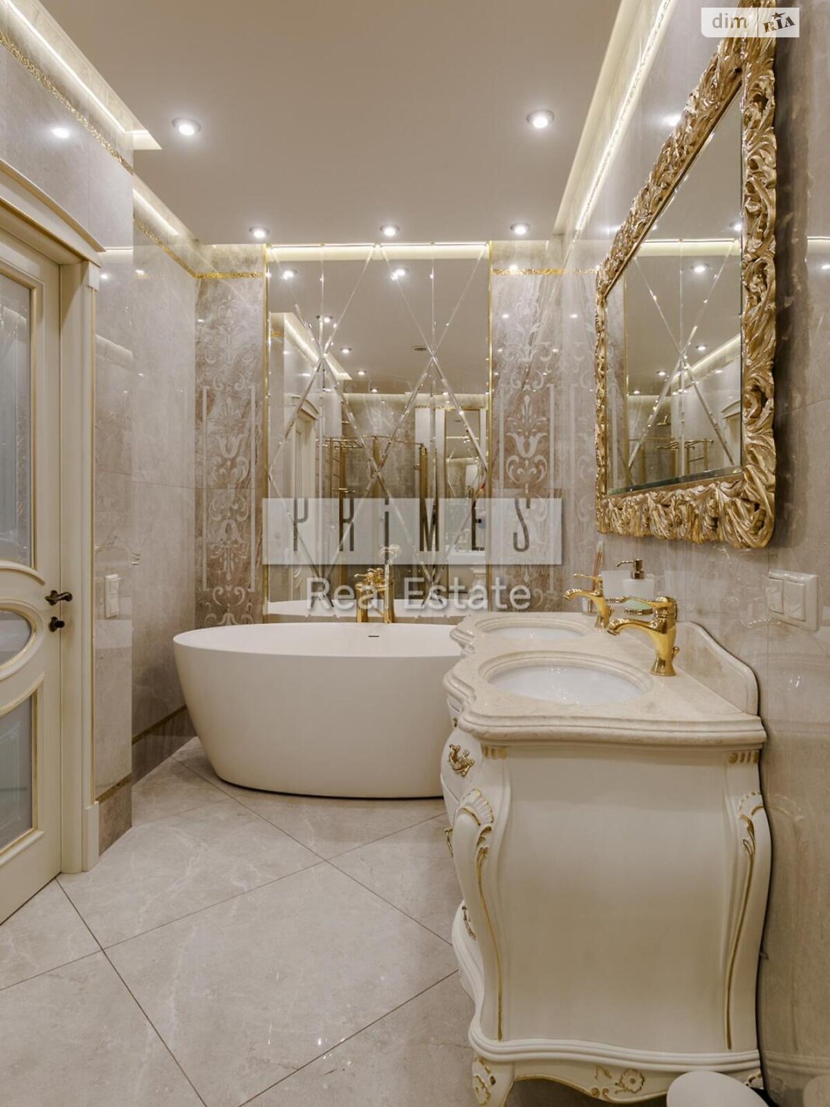 Продажа трехкомнатной квартиры в Киеве, на ул. Андрея Верхогляда, район Черная Гора фото 1