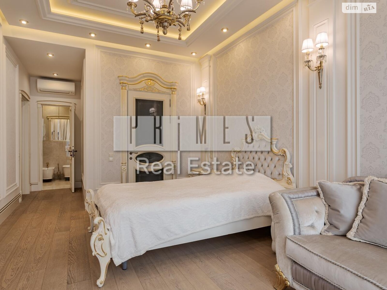 Продажа трехкомнатной квартиры в Киеве, на ул. Андрея Верхогляда, район Черная Гора фото 1