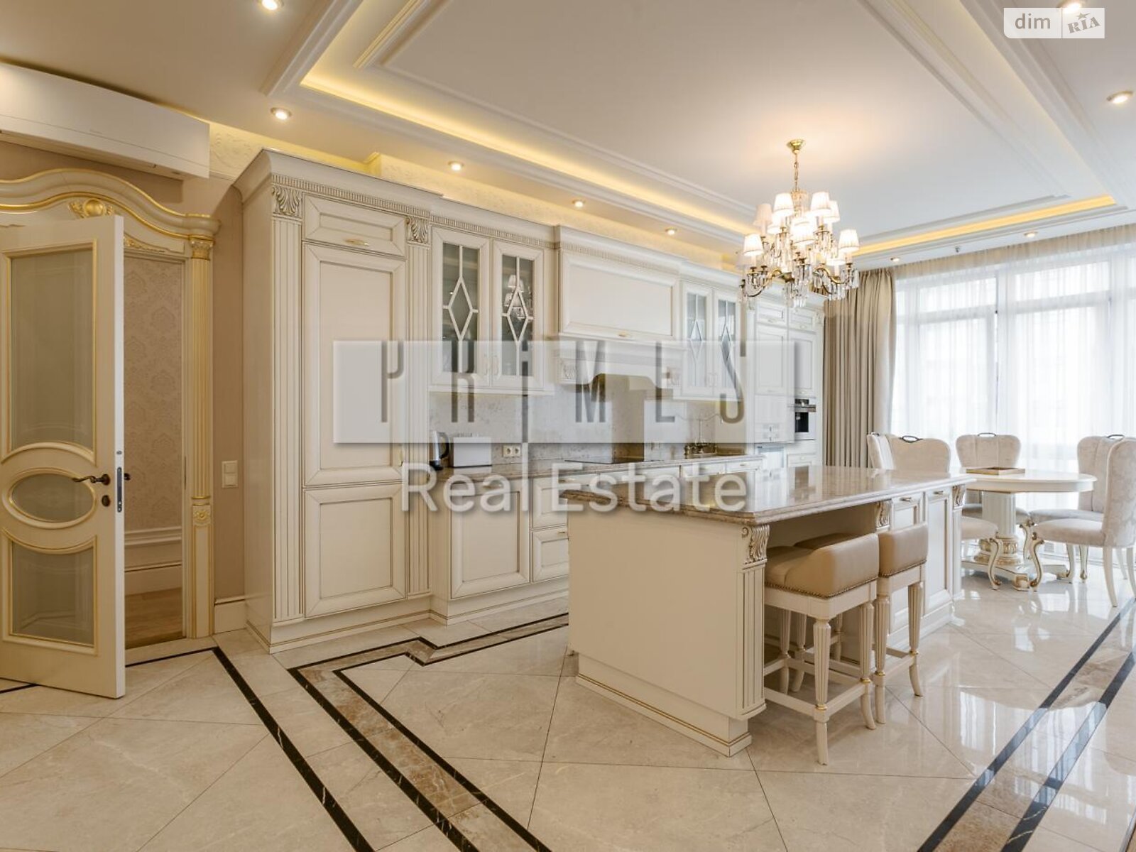 Продажа трехкомнатной квартиры в Киеве, на ул. Андрея Верхогляда, район Черная Гора фото 1