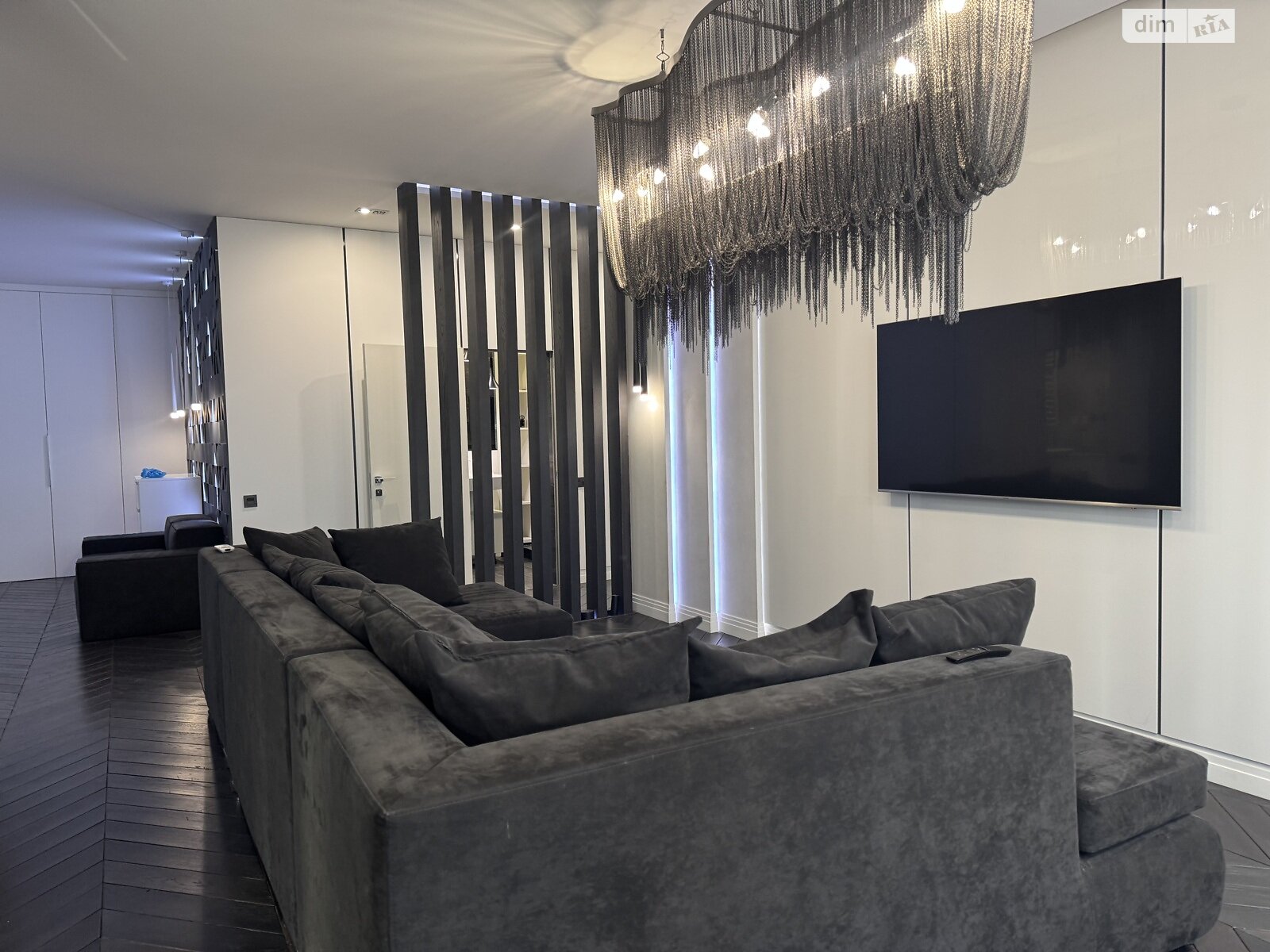 Продажа двухкомнатной квартиры в Киеве, на ул. Андрея Верхогляда 15, район Черная Гора фото 1 Продажа двухкомнатной квартиры в Киеве, на ул. Андрея Верхогляда 15, район Черная Гора фото 1