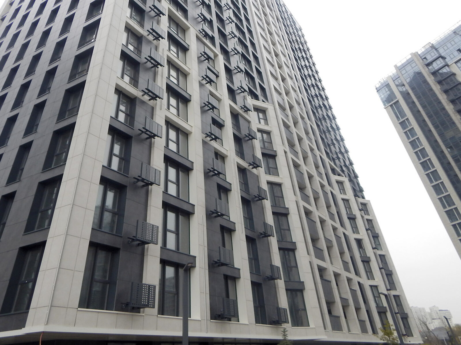 Продаж двокімнатної квартири в Києві, на вул. Андрія Верхогляда 30, район Чорна Гора фото 1