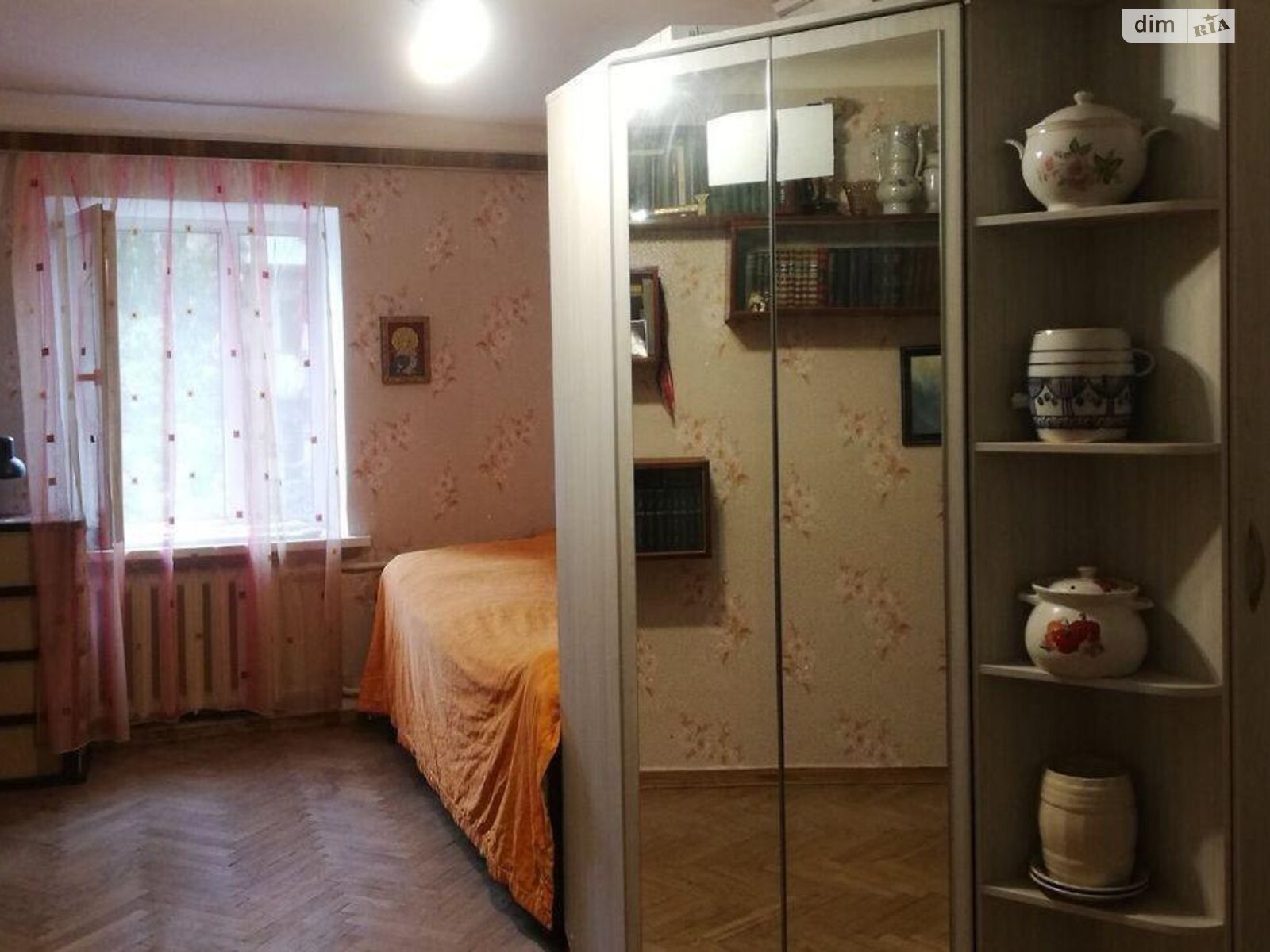 Продажа трехкомнатной квартиры в Киеве, на ул. Неманская 6, район Черная Гора фото 1