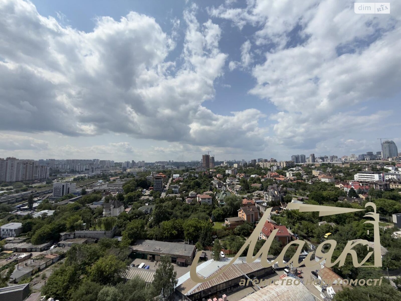 Продажа двухкомнатной квартиры в Киеве, на шоссе Железнодорожное 45А, район Черная Гора фото 1 Продажа двухкомнатной квартиры в Киеве, на шоссе Железнодорожное 45А, район Черная Гора фото 1
