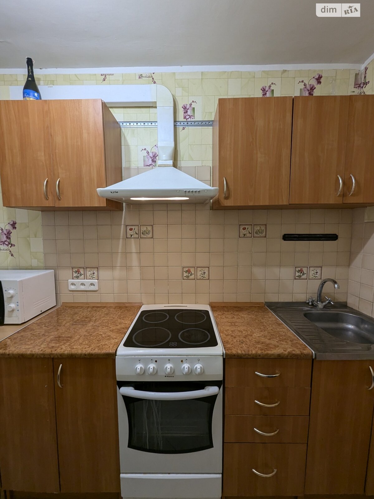 Продажа двухкомнатной квартиры в Киеве, на ул. Менделеева 12, район Черная Гора фото 1 Продажа двухкомнатной квартиры в Киеве, на ул. Менделеева 12, район Черная Гора фото 1