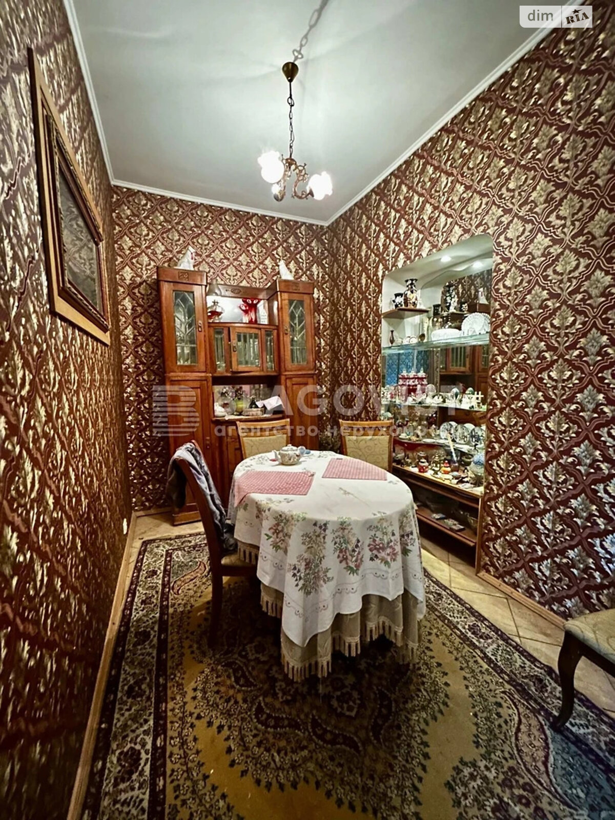 Продаж трикімнатної квартири в Києві, на вул. Німанська 3, район Чорна Гора фото 1 Продаж трикімнатної квартири в Києві, на вул. Німанська 3, район Чорна Гора фото 1