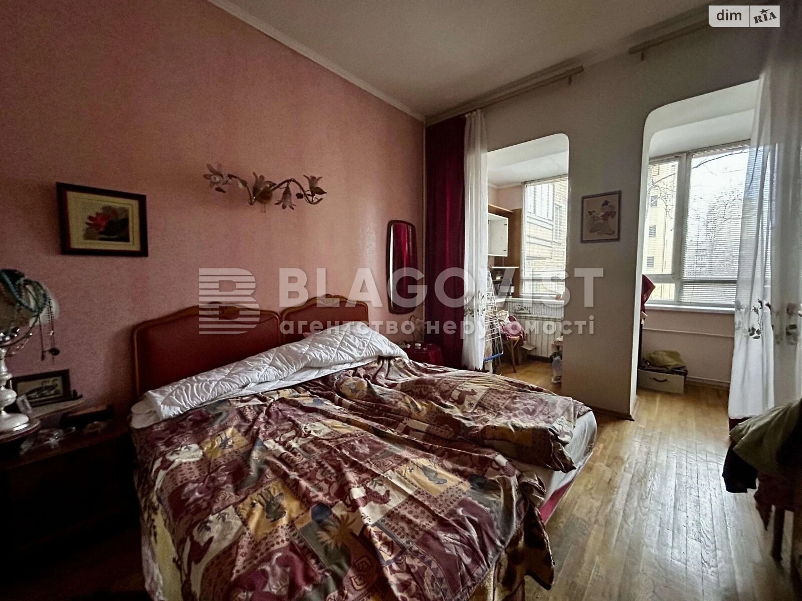 Продаж трикімнатної квартири в Києві, на вул. Німанська 3, район Чорна Гора фото 1 Продаж трикімнатної квартири в Києві, на вул. Німанська 3, район Чорна Гора фото 1