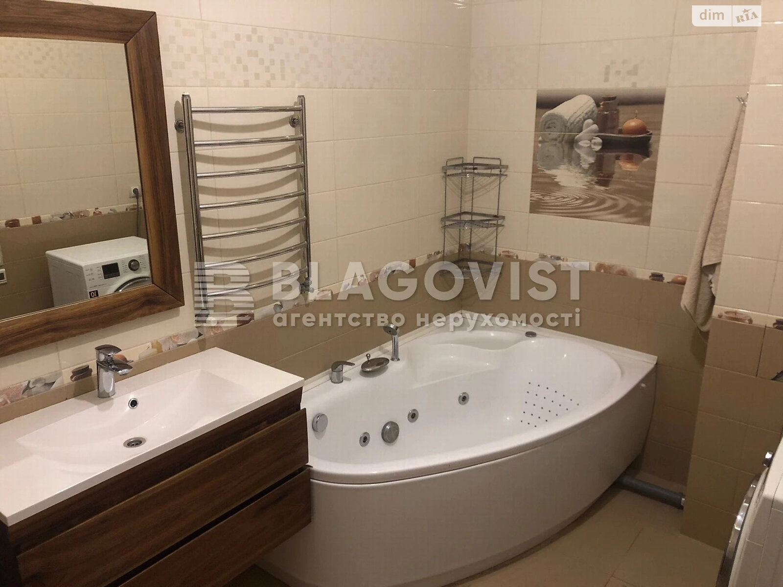 Продажа трехкомнатной квартиры в Киеве, на бул. Николая Михновского 14-16, район Черная Гора фото 1 Продажа трехкомнатной квартиры в Киеве, на бул. Николая Михновского 14-16, район Черная Гора фото 1