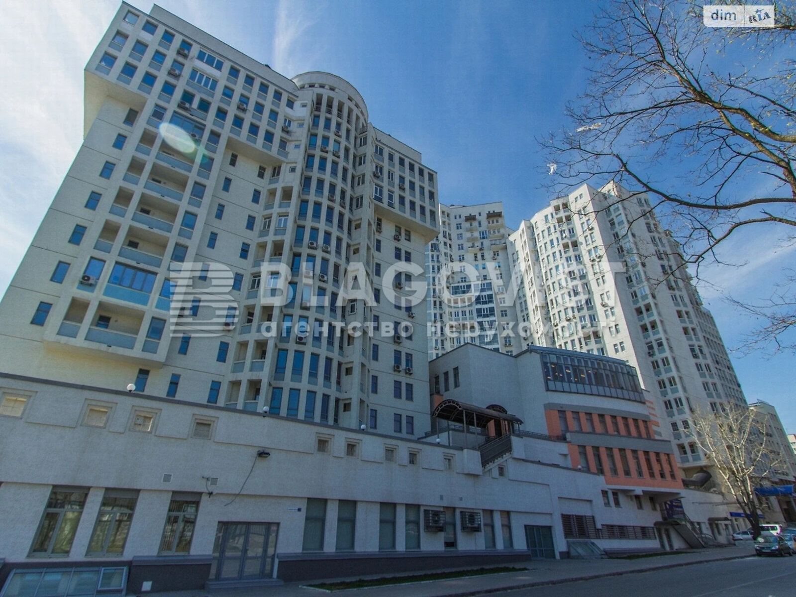 Продажа трехкомнатной квартиры в Киеве, на бул. Николая Михновского 14-16, район Черная Гора фото 1 Продажа трехкомнатной квартиры в Киеве, на бул. Николая Михновского 14-16, район Черная Гора фото 1
