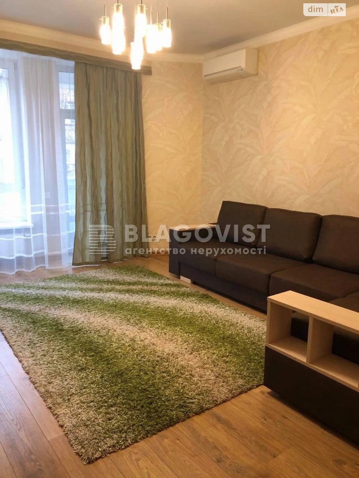 Продаж двокімнатної квартири в Києві, на бул. Миколи Міхновського 14-16, район Чорна Гора фото 1 Продаж двокімнатної квартири в Києві, на бул. Миколи Міхновського 14-16, район Чорна Гора фото 1