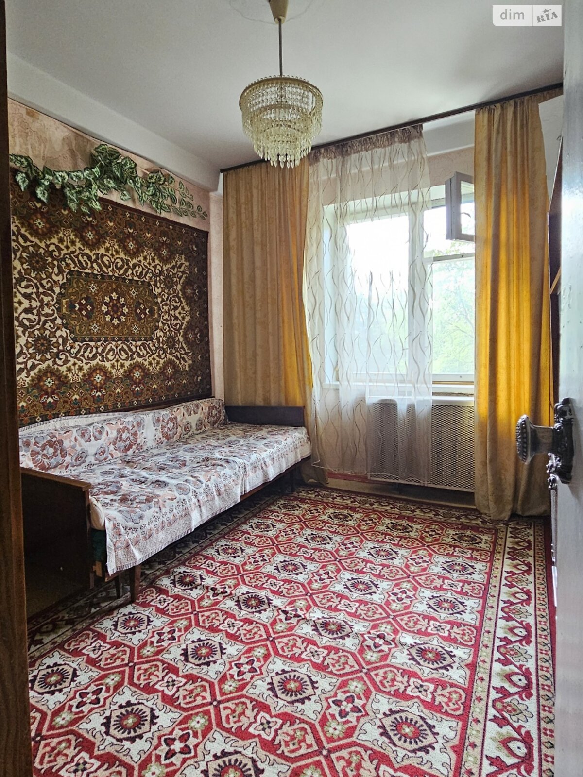 Продаж трикімнатної квартири в Києві, на вул. Чорнобильська 3, фото 1 Продаж трикімнатної квартири в Києві, на вул. Чорнобильська 3, фото 1