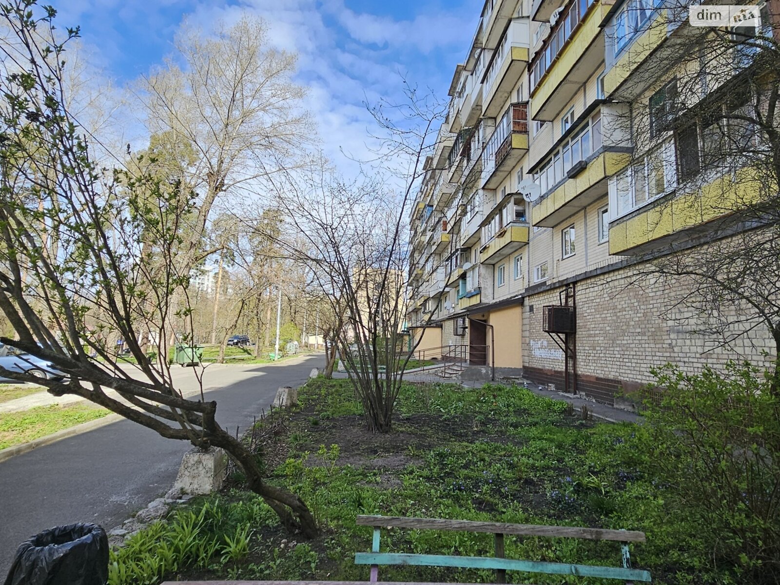 Продаж трикімнатної квартири в Києві, на вул. Чорнобильська 3, фото 1 Продаж трикімнатної квартири в Києві, на вул. Чорнобильська 3, фото 1