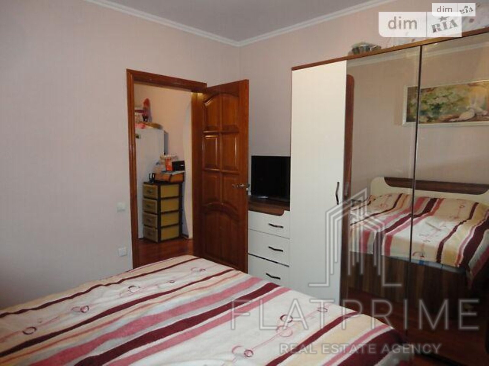 Продажа трехкомнатной квартиры в Киеве, на просп. Червоной Калины 71, фото 1