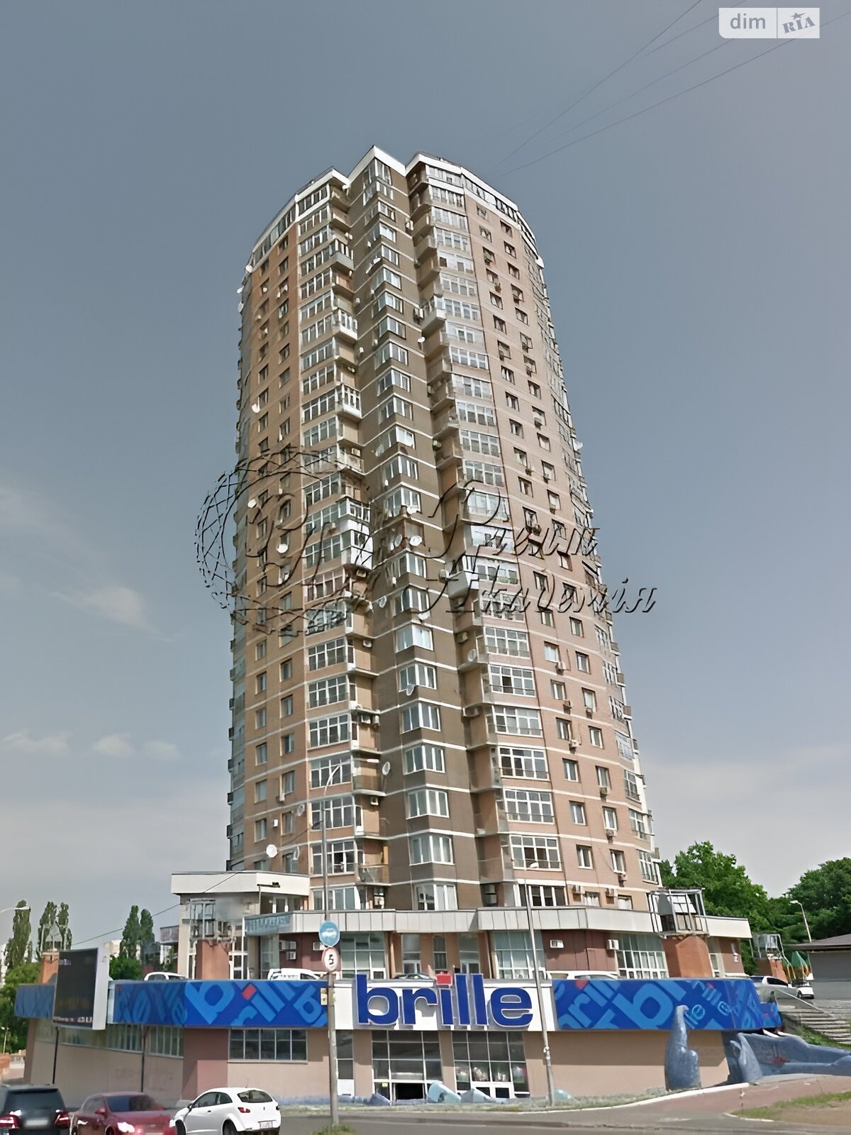 Продаж трикімнатної квартири в Києві, на бул. Чоколівський 42А, район Чоколівка фото 1 Продаж трикімнатної квартири в Києві, на бул. Чоколівський 42А, район Чоколівка фото 1