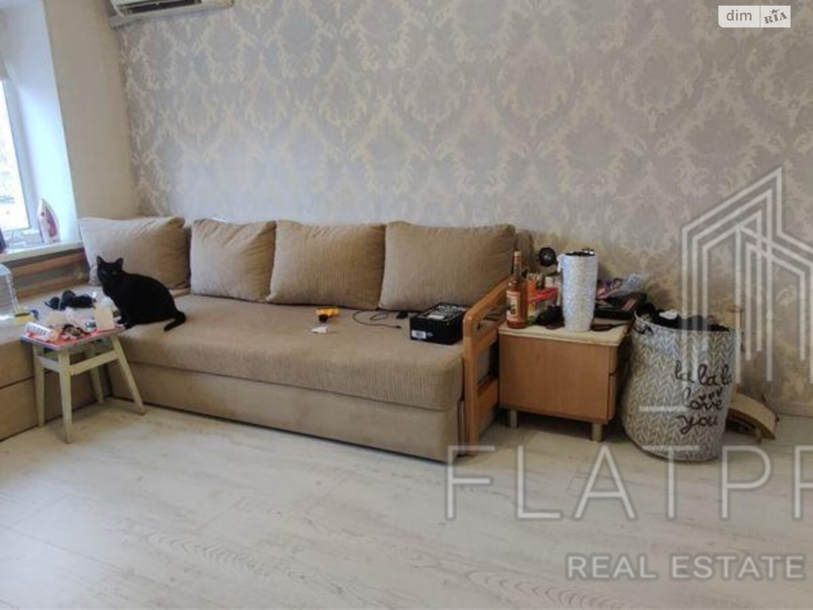 Продаж трикімнатної квартири в Києві, на вул. Донецька 53, район Чоколівка фото 1 Продаж трикімнатної квартири в Києві, на вул. Донецька 53, район Чоколівка фото 1