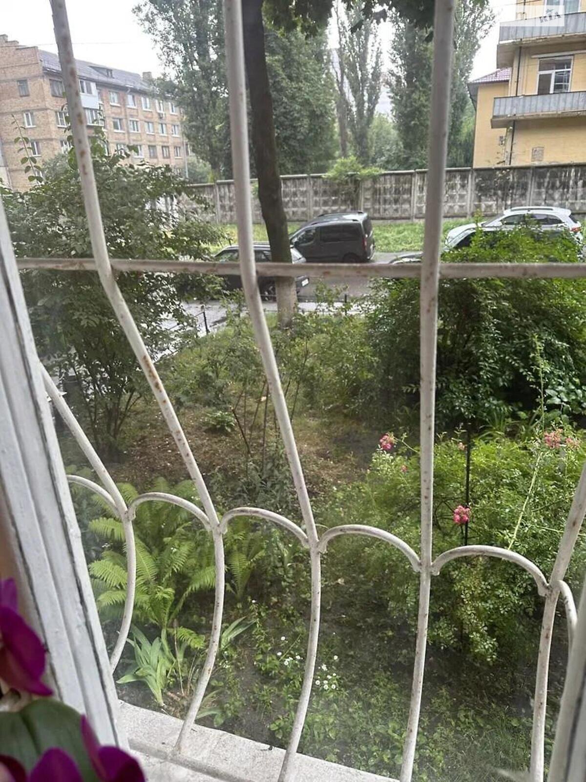Продажа двухкомнатной квартиры в Киеве, на ул. Семьи Идзиковских 41, район Чоколовка фото 1
