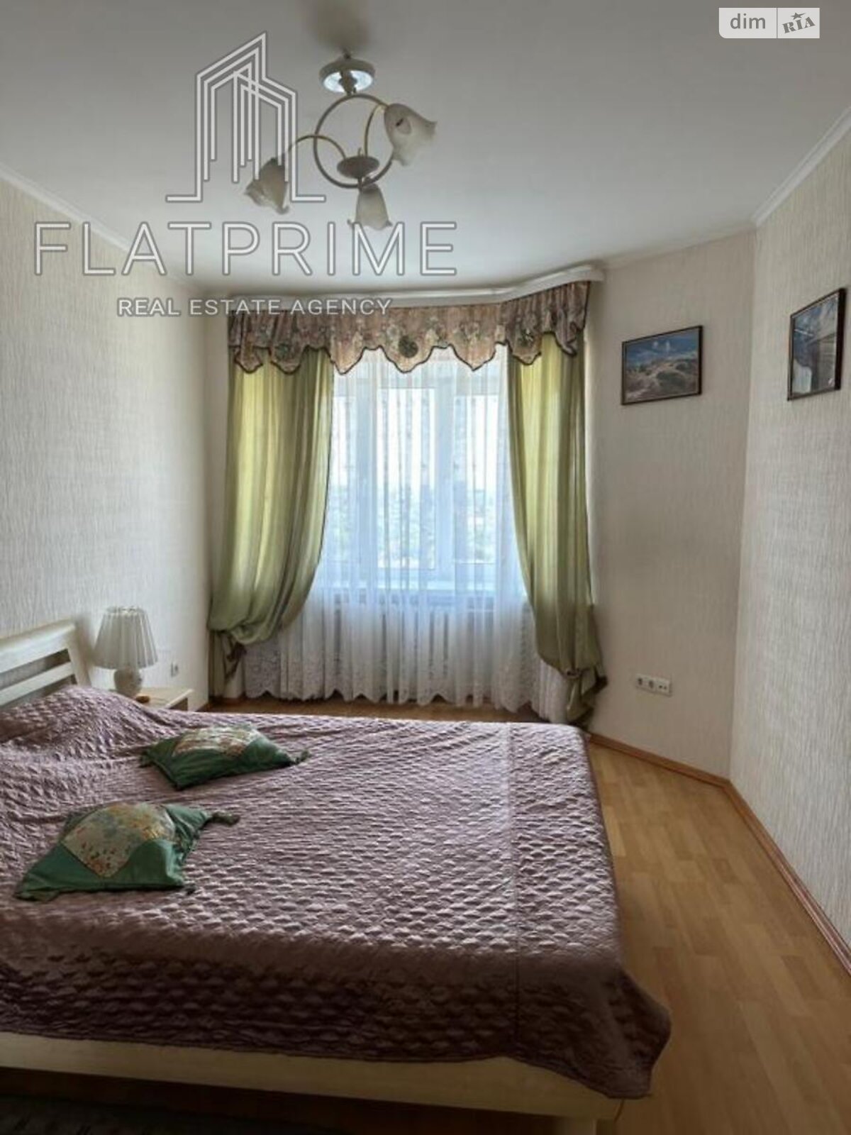 Продажа трехкомнатной квартиры в Киеве, на ул. Новгород-Северская 3, район Чоколовка фото 1 Продажа трехкомнатной квартиры в Киеве, на ул. Новгород-Северская 3, район Чоколовка фото 1