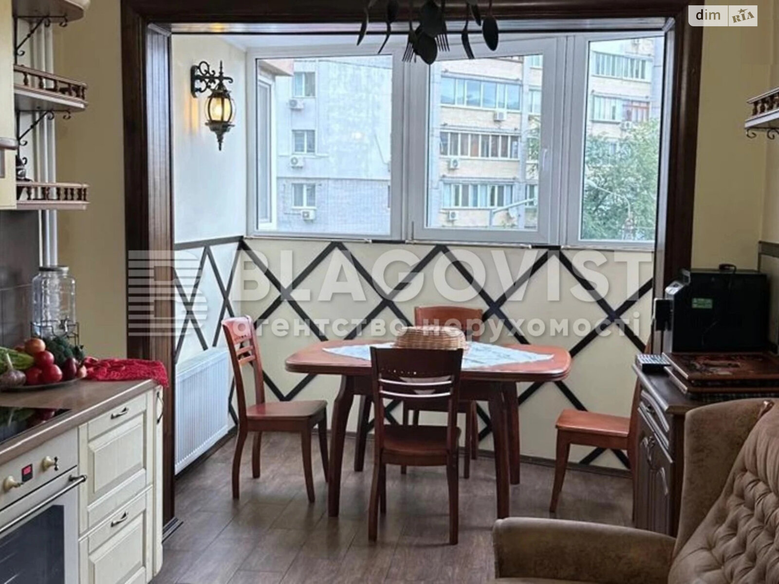 Продажа трехкомнатной квартиры в Киеве, на ул. Смелянская 15, район Чоколовка фото 1 Продажа трехкомнатной квартиры в Киеве, на ул. Смелянская 15, район Чоколовка фото 1