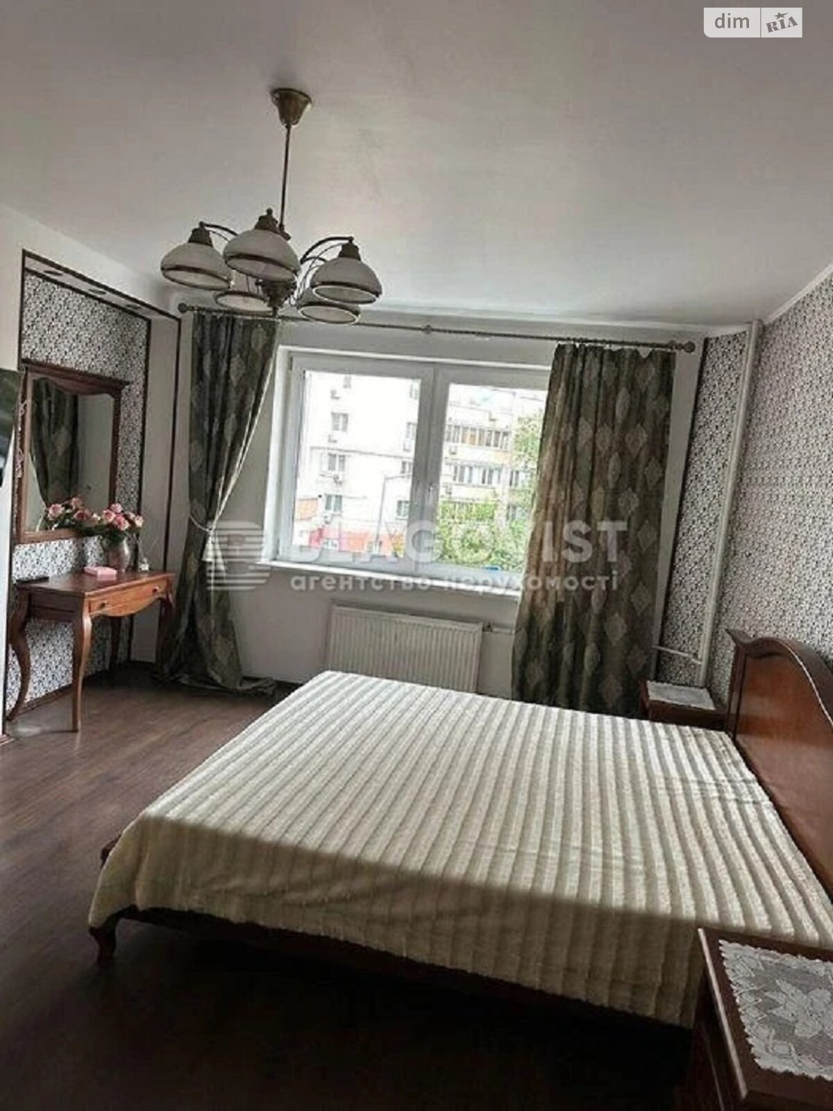 Продажа трехкомнатной квартиры в Киеве, на ул. Смелянская 15, район Чоколовка фото 1 Продажа трехкомнатной квартиры в Киеве, на ул. Смелянская 15, район Чоколовка фото 1